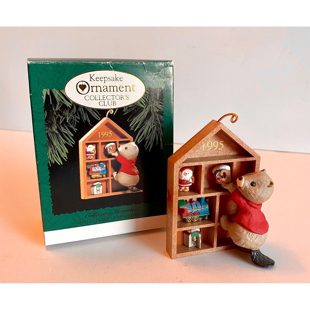 1995 Hallmark Collecting Memories Keepsake Membership Christmas Ornament QXC4117